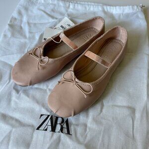 New with Tags Zara Girls Soft Light Pink Ballet Flats Shoes size 12.5 US